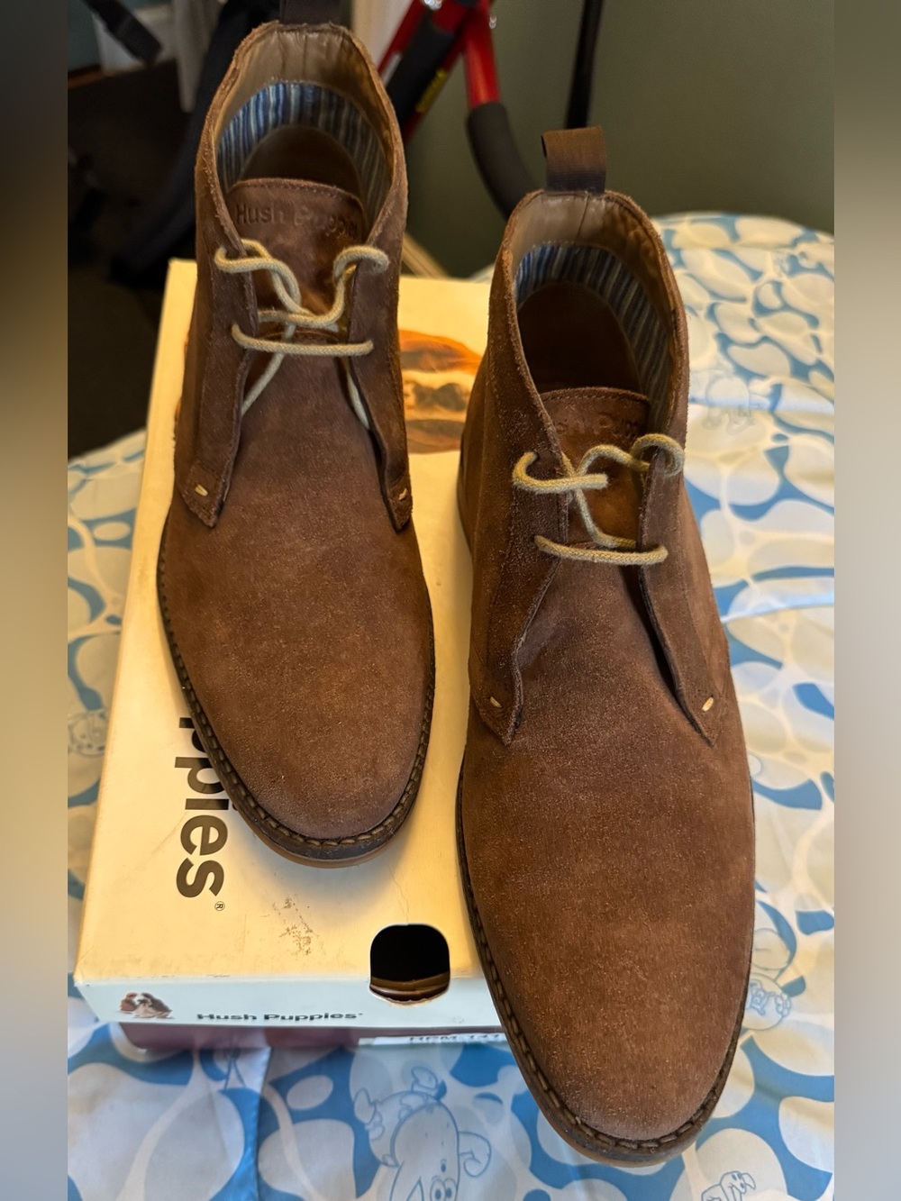 Hush Puppies Men's Brown Suede Chukka Boots